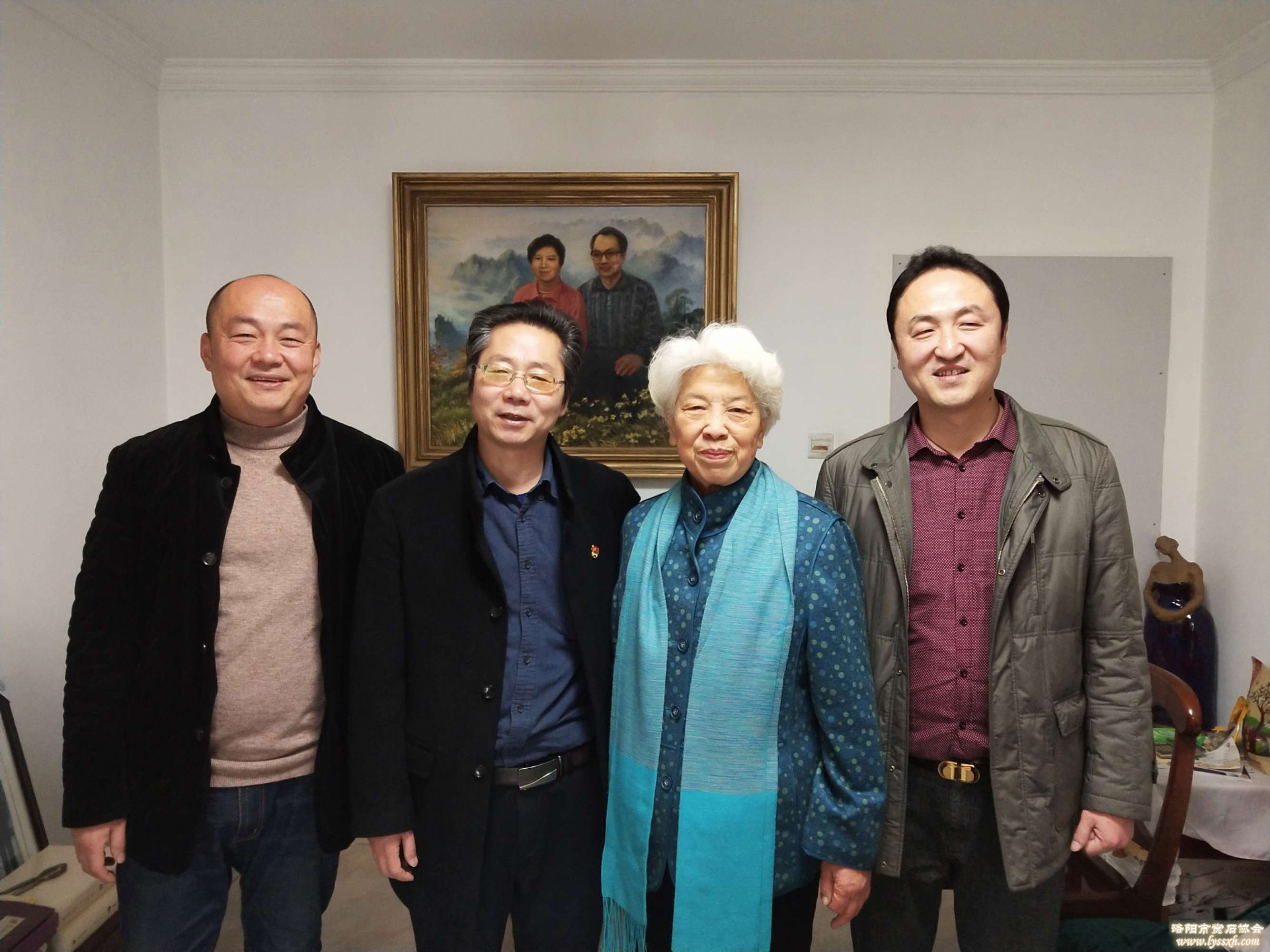春节来临之际，平顶山市协会新班子看望老同志
