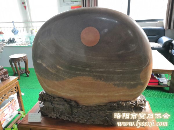 观赏石的投资与收藏,为何越来越诱人?该如何出手?
