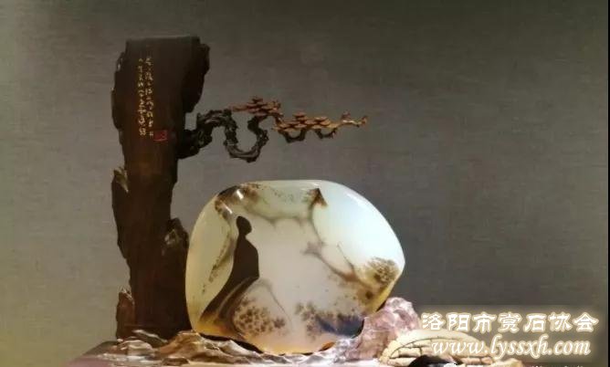 多参加奇石展，做一个见过世面的玩石人很重要！