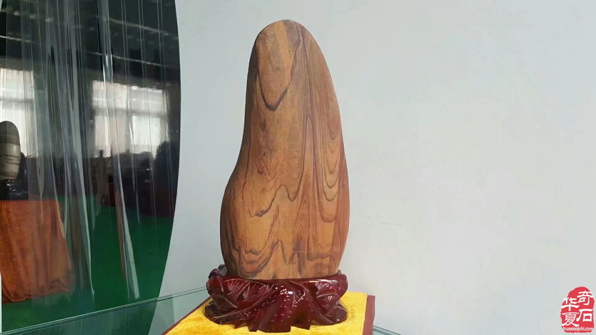 上海沪太路的赏石大家参访洛阳奇石馆