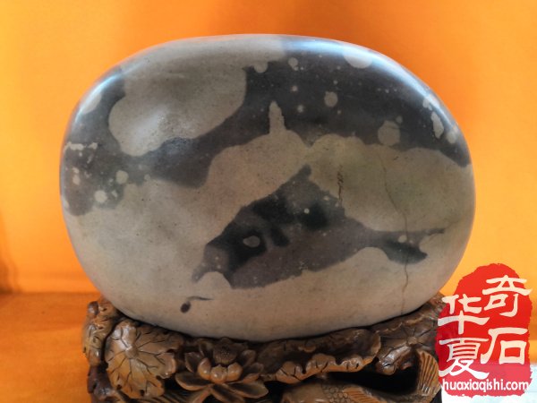 忘却烦恼 快乐开心的玩石 图