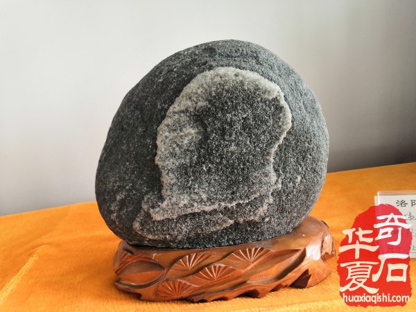 具备了这些 把石头玩好应该没问题