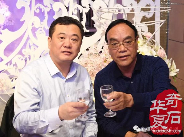 新疆观赏石协会举办喜迎三八猪石赏析音乐会