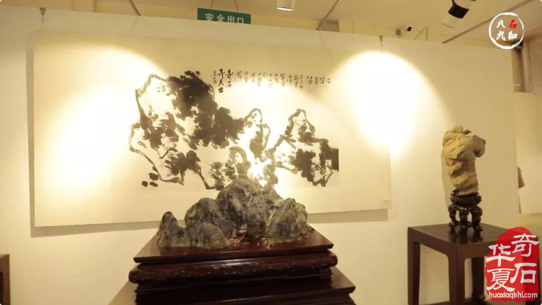 锵锵三人行|太原三张聊石博会 图