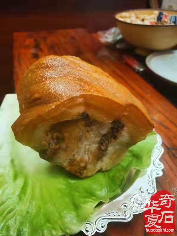 再传佳音:鲁山肉形肘子石16万成交 图