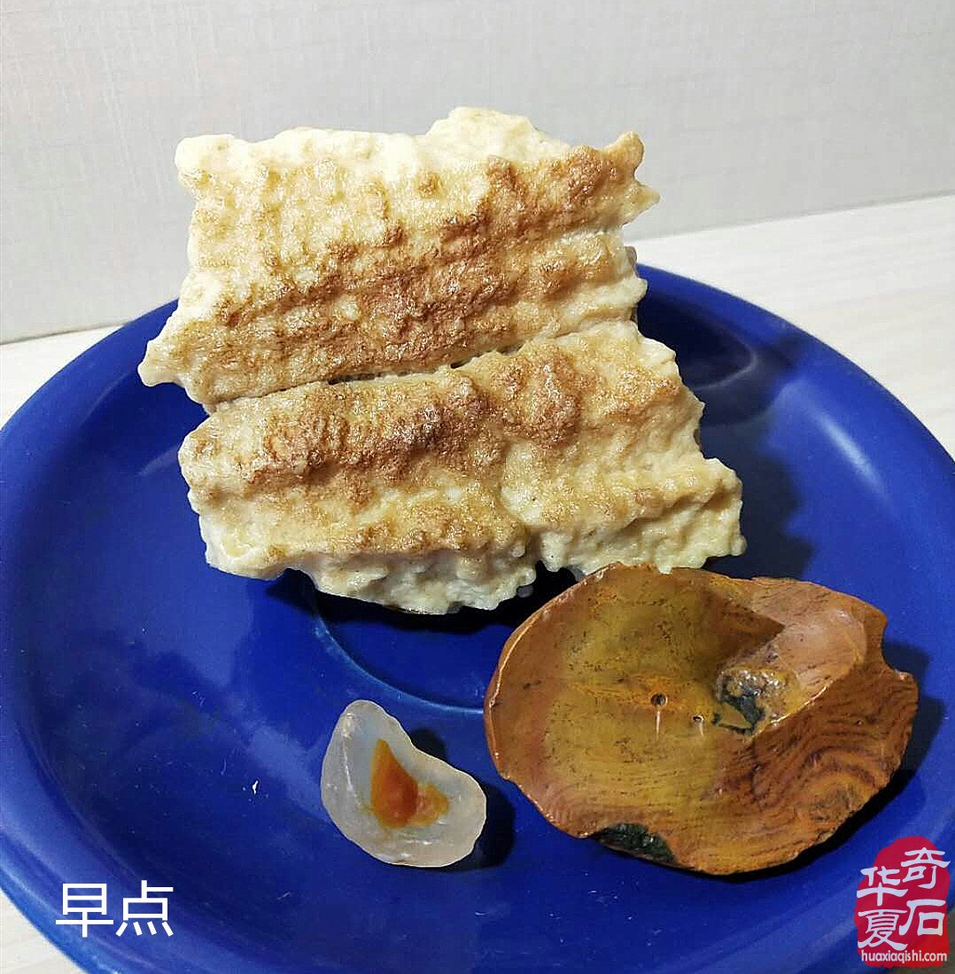 石界女中少杰赵铮铮洛阳石展小露峥嵘
