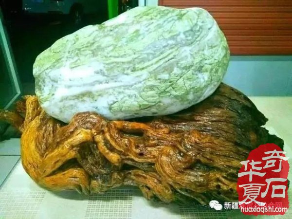深入基层调研石市—— 新疆观赏石协会走访基层调查研究