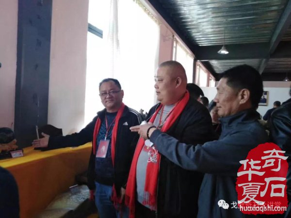 中韩石友洛阳叙旧 花开富贵牡丹争艳！