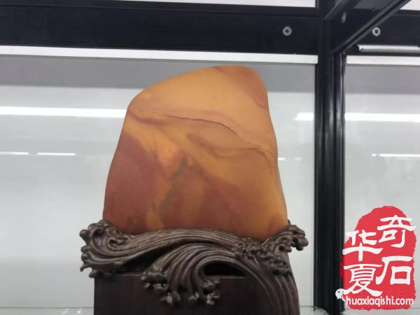 画面石常山海峡两岸赏石文化交流展上争奇斗艳
