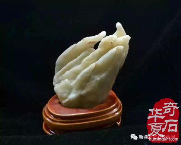 [关注]“新疆赏石四联展 谱写丝路新画卷”
