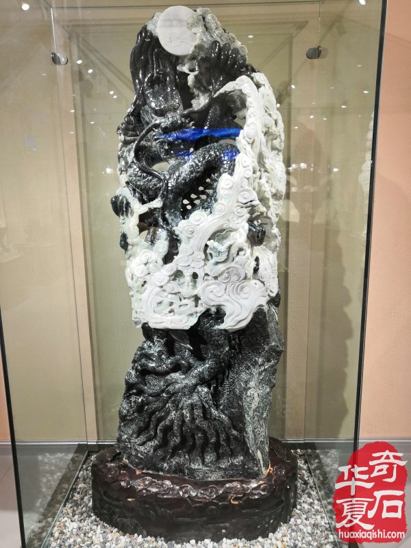 河南第一家校园地质赏石博物馆落户郑州高新区实验中学
