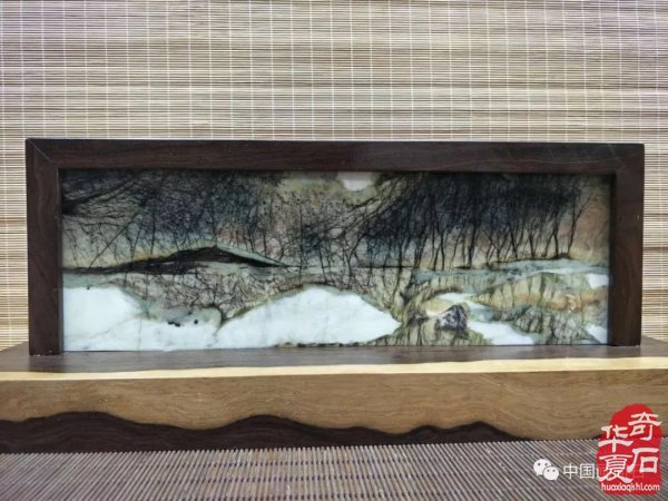 来自鸭绿江畔的远古石画——玉树石