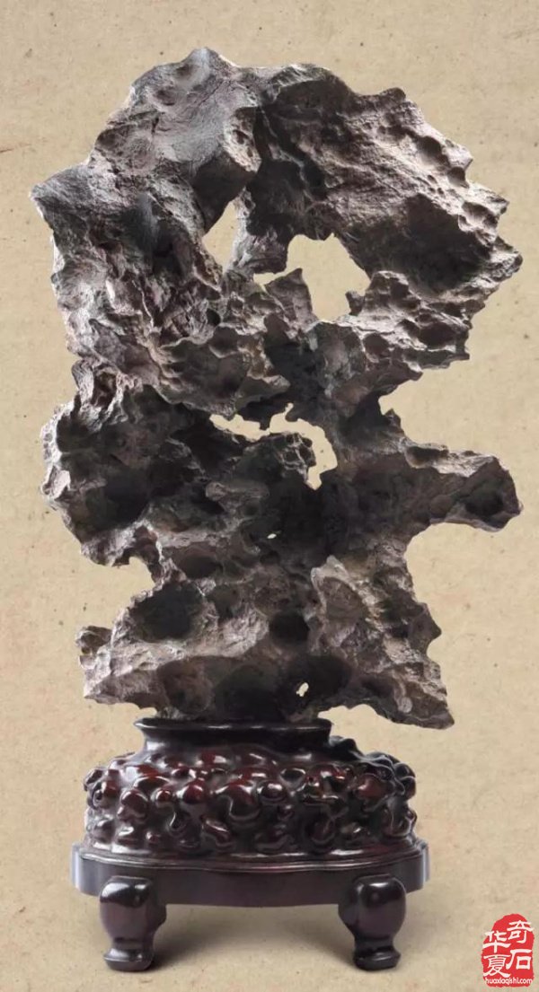只要能感觉到美，赏石便趋妙境之途