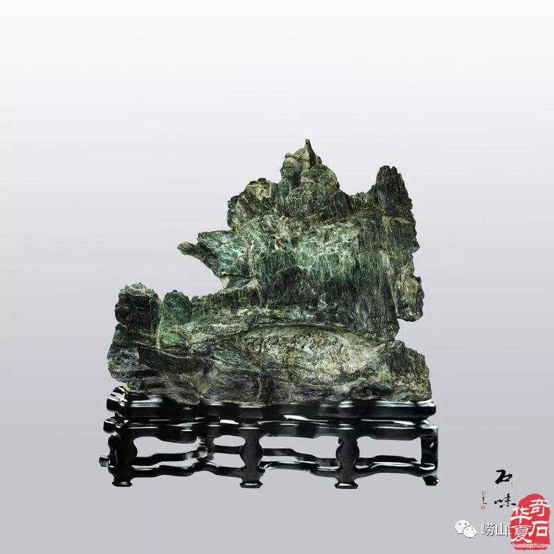 《中国崂山绿石》青岛赏石人的挚爱