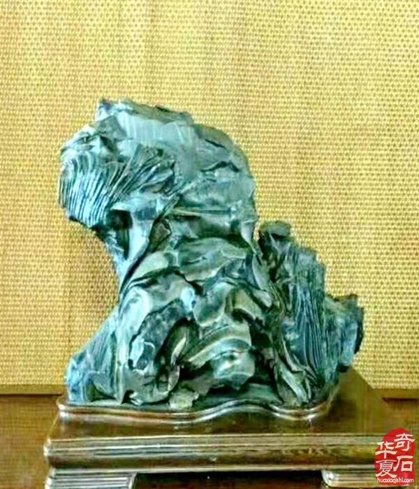 洛阳李祥义丨和300方奇石聊天漫话