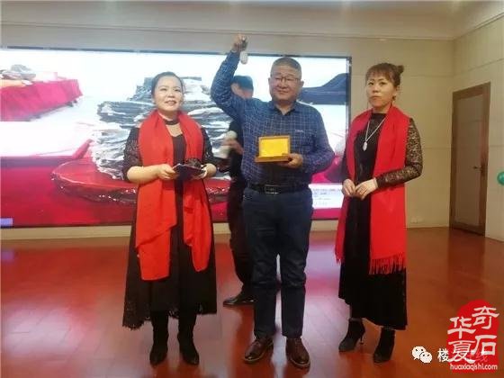 今天,库尔勒这些人的举动,值得大家点赞!