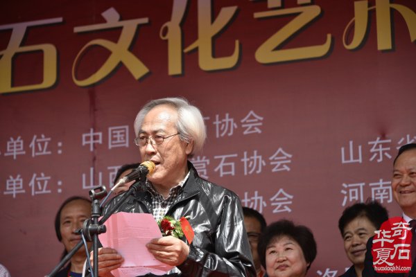 石界国际友人义捐力助抗疫 武汉加油