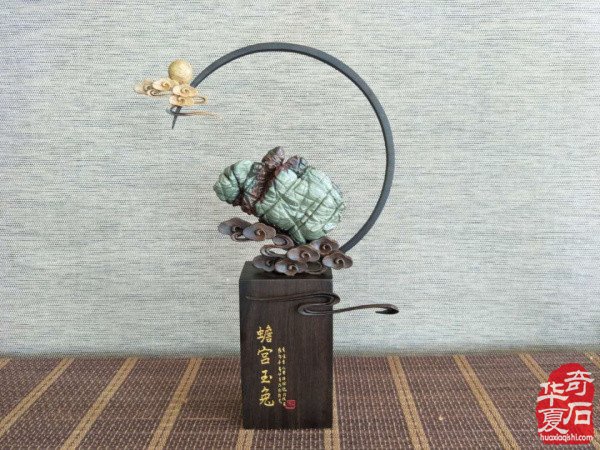 龙兴之地——抚顺新宾的龙血松花石 图