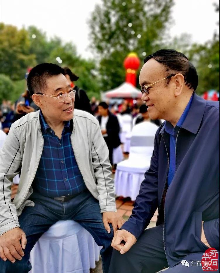 石榴树下,镜头里的“双年展“ 图