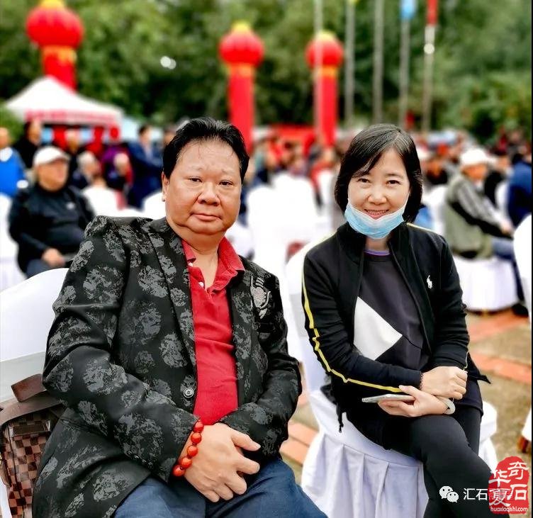石榴树下,镜头里的“双年展“ 图