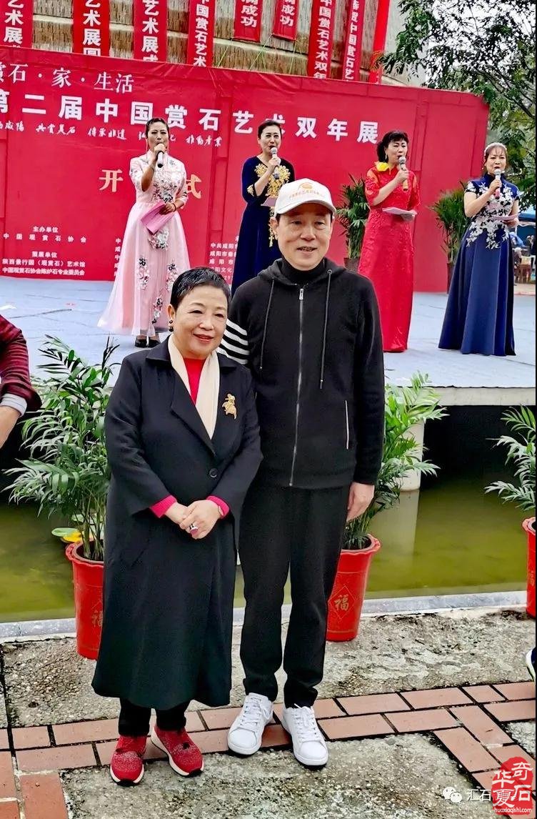 石榴树下,镜头里的“双年展“ 图