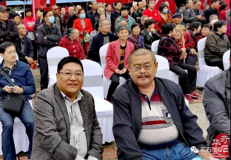 石榴树下,镜头里的“双年展“ 图