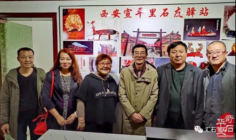 石榴树下,镜头里的“双年展“ 图