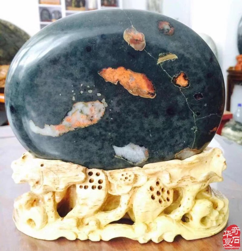 欣赏古朴厚重的黄河石绚丽多姿的荷花石 图