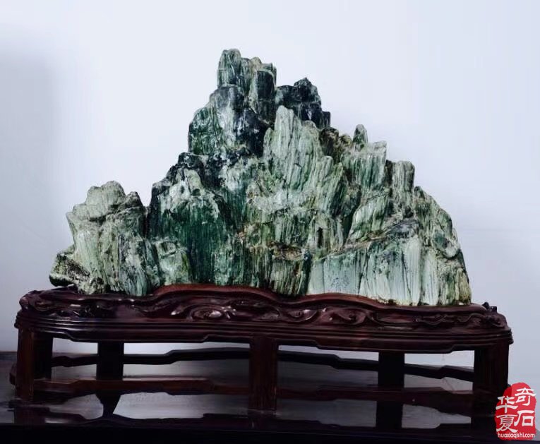 欣赏青岛崂山绿石 品味自然翠姿多娇 图