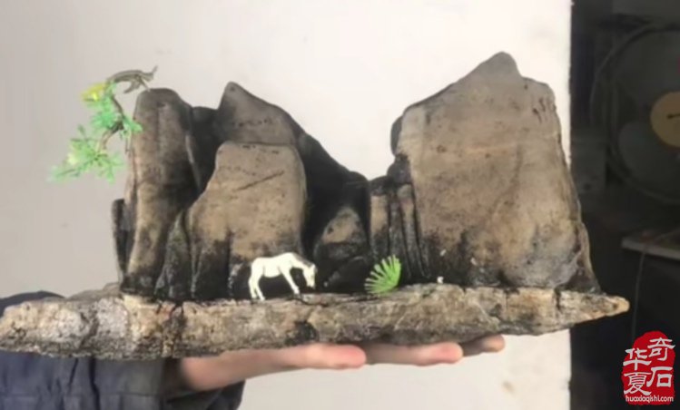 妙哉一一太行山景石手托江山(四)