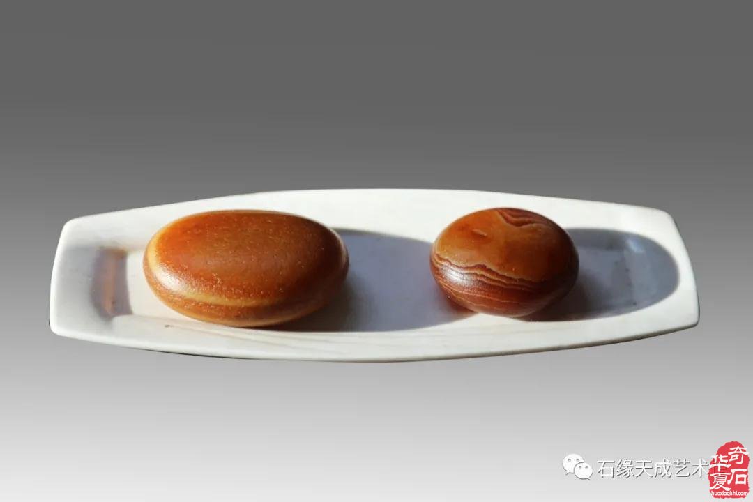 海南石缘天成艺术馆恭祝中秋石缘·阖家团圆