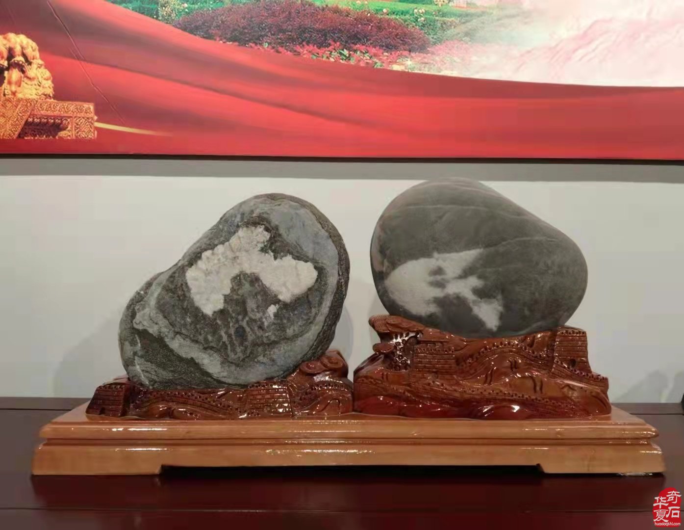 黄河石“百年百石”精品主题展在兰州黄河楼开幕