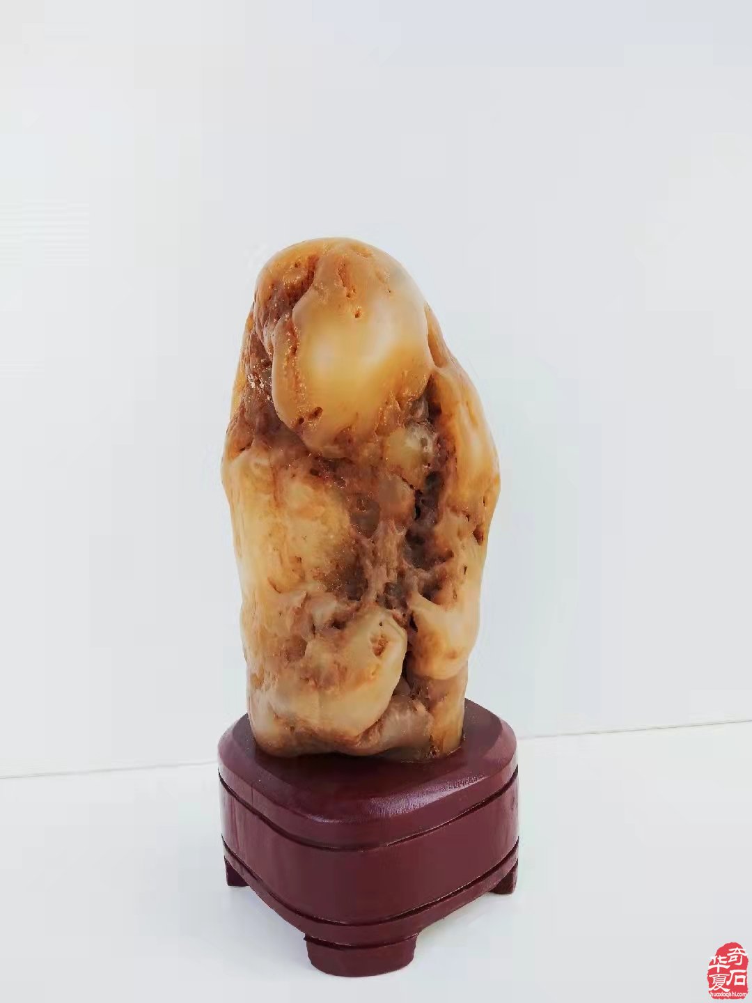 对河洛丑玉市场价格弧线的思考