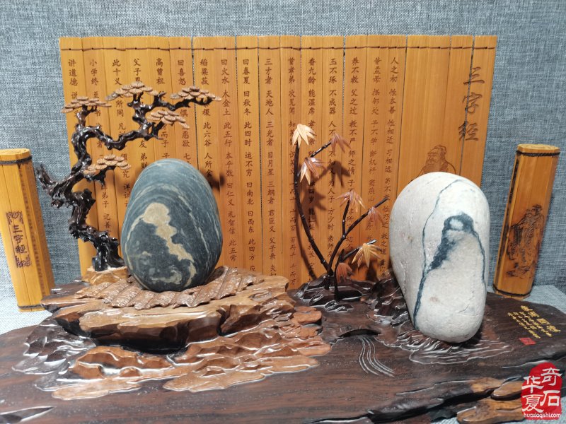 透着浓浓禅意的美石藏品也很有味道