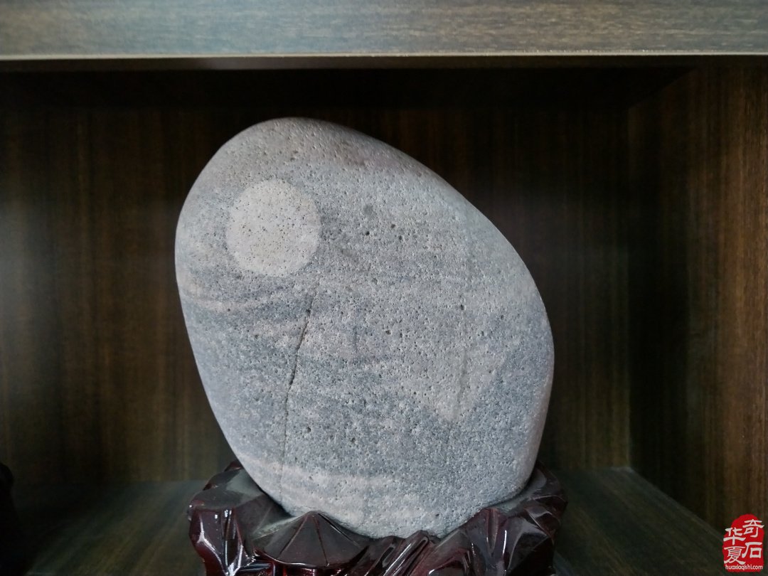 《雅石居》在洛阳奇石古玩文化城中悠然自得 图