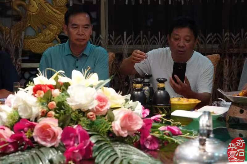 洛阳石界再添“老顽童” 中韩互动共迎中秋节
