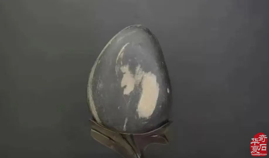 我是谁?我要去哪?我是玩石头滴,我要去杭州石展!