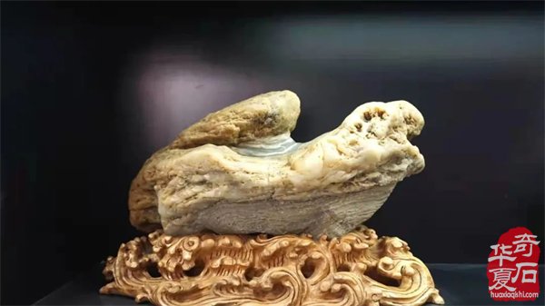玩石头跟什么人在一起很重要