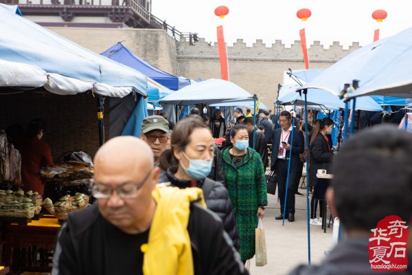 石展开幕在即 “三开”嘉宾即将揭开神秘面纱