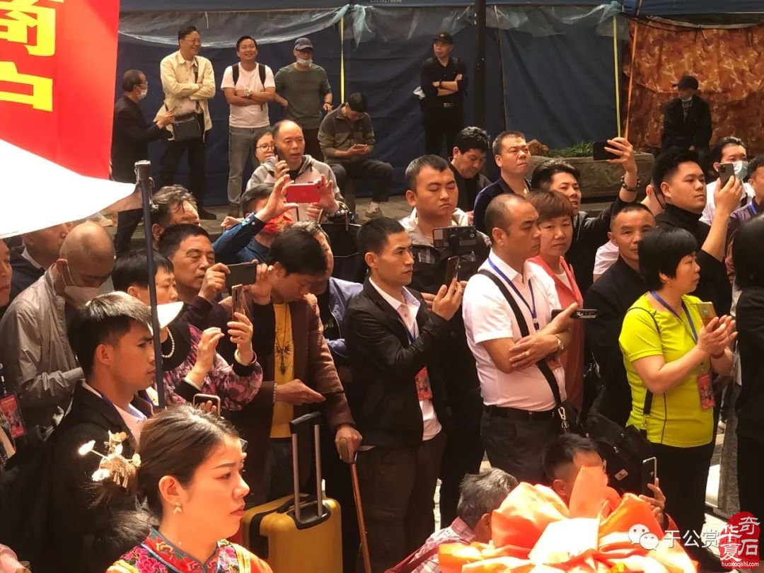 第三届长沙大麓古玩城赏石博览会暨第三届“金鸡杯”全国精品赏石展隆重开幕