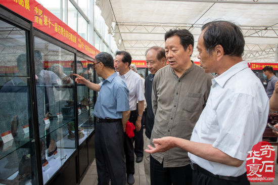 中国•济南第十一届 观赏石宝玉石博览会暨奇石精品展隆重开幕