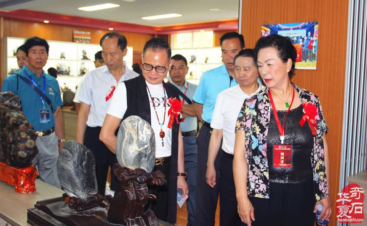 2023年安康赏石文化节全国精品奇石展轰动石界石友叫好称赞