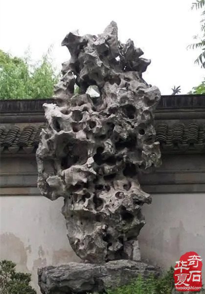 论传统奇石的转型发展