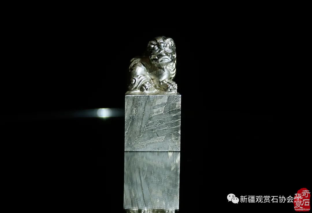 触摸45亿年前的星辰—一从中原陨石馆“陨石汝瓷”说起