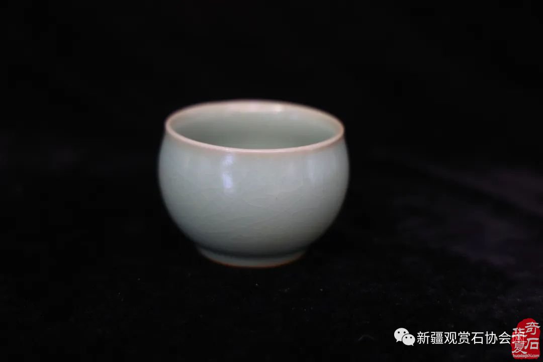 触摸45亿年前的星辰—一从中原陨石馆“陨石汝瓷”说起