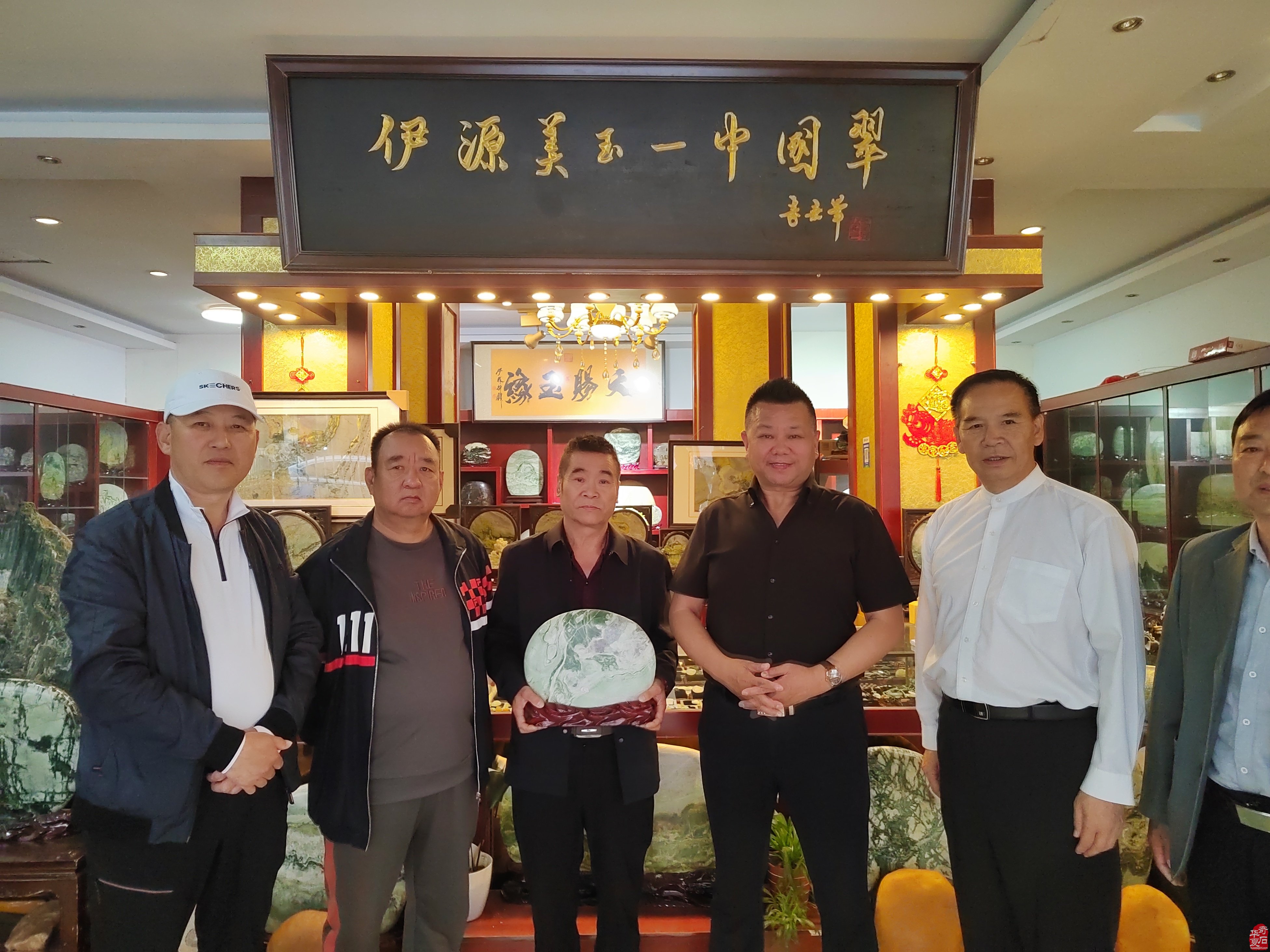 中国观赏石协会形象大使周发猛再访洛阳