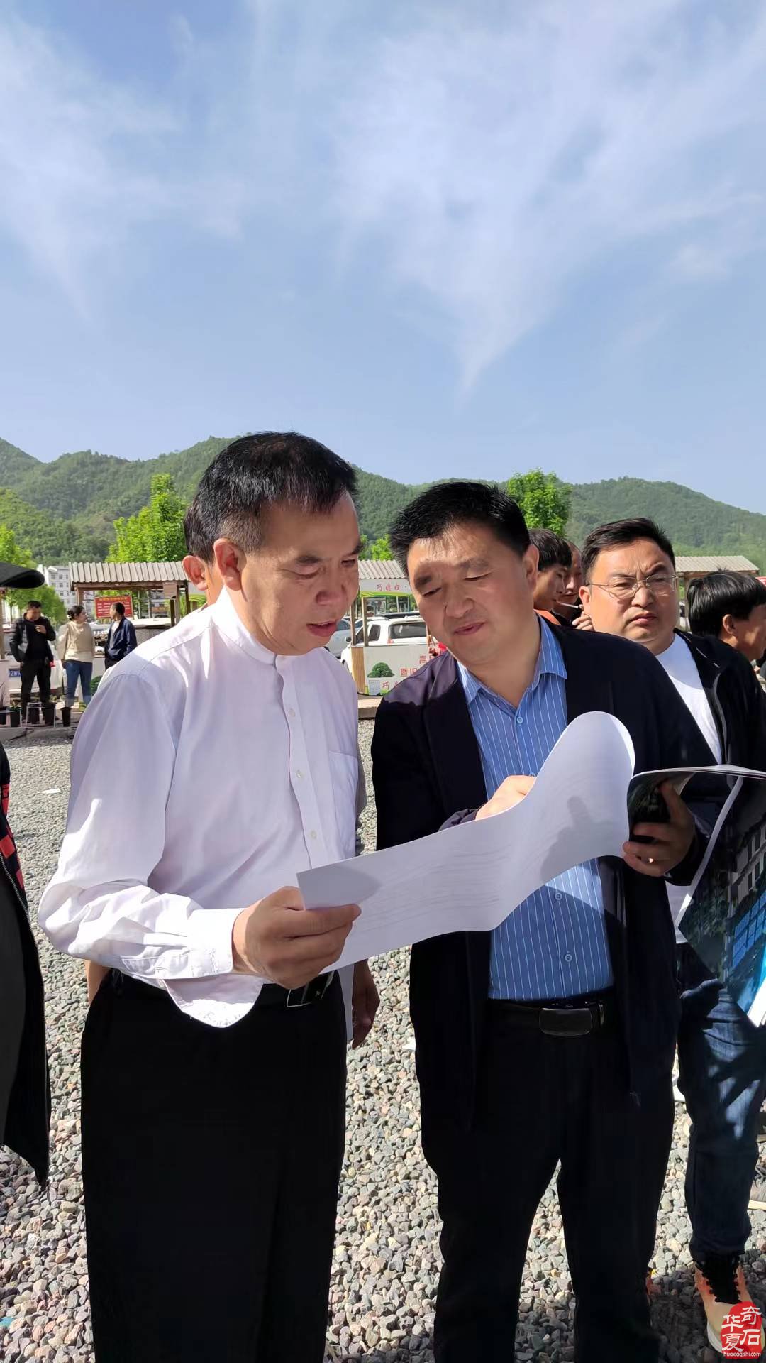 中国观赏石协会形象大使周发猛再访洛阳