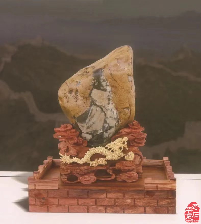 华安县优美的九龙江畔圆华安石梦