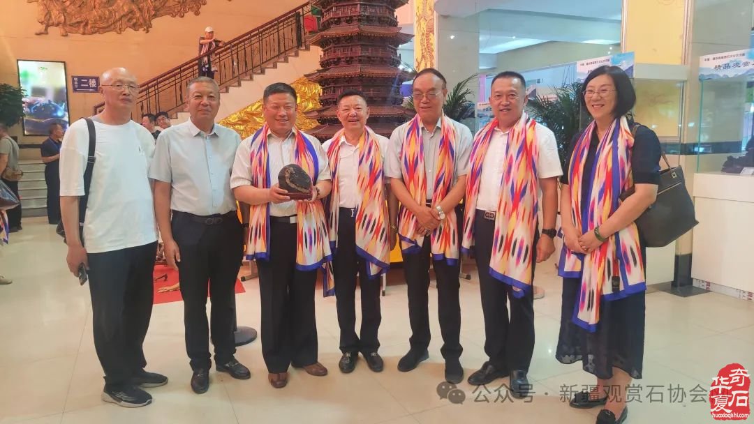 首届中国.昌吉赏石文化艺术展盛大开幕