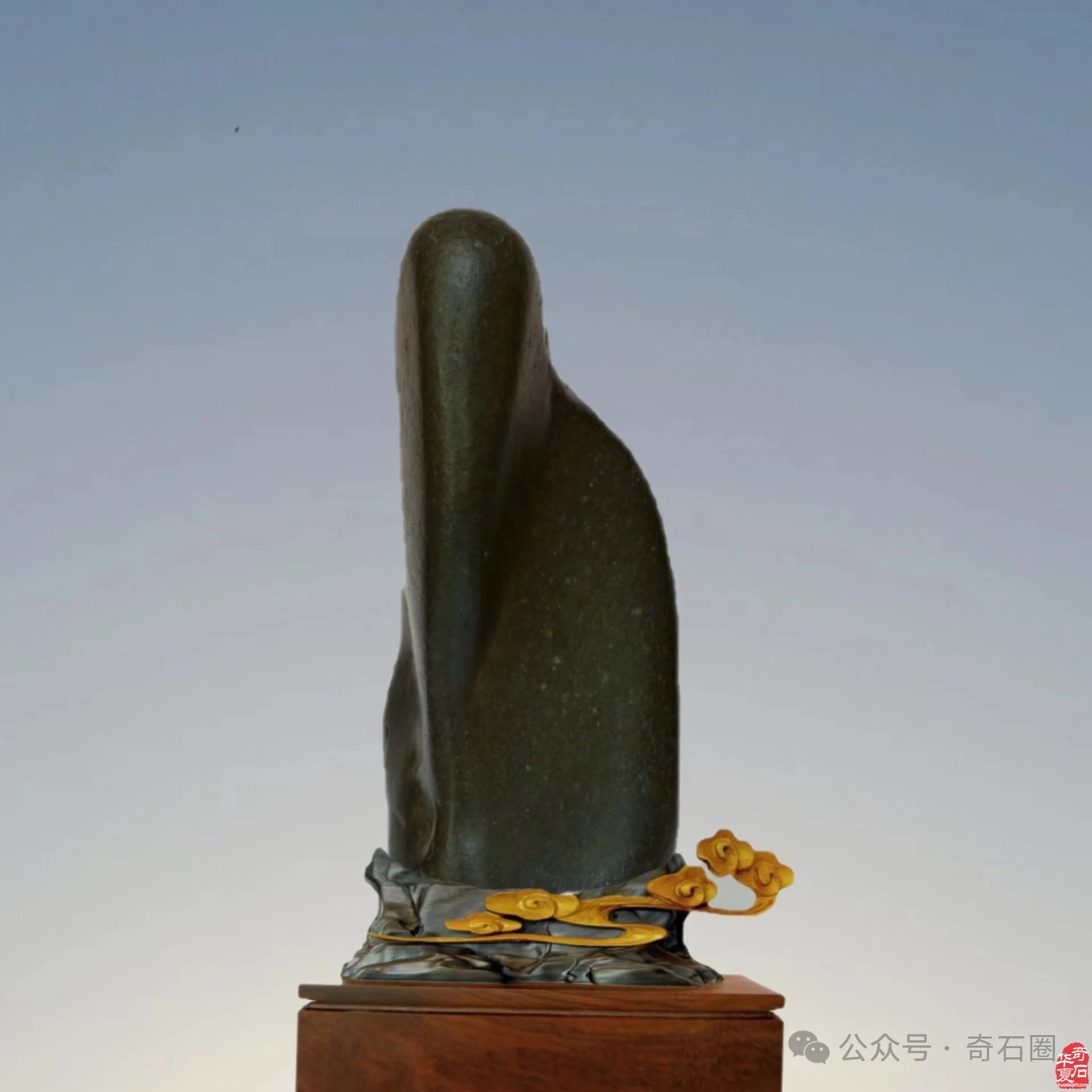 雅赏洛阳石界靓丽的“伊河青”